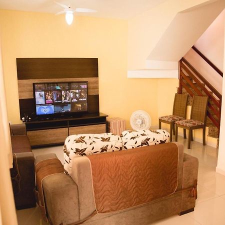 Casa A 400 M Da Praia Do Centro - Wifi 200Mb - Garagem - Tv 500 Canais - 2 Quartos - Cozinha Equipada - Churrasqueira Villa Rio das Ostras Bagian luar foto