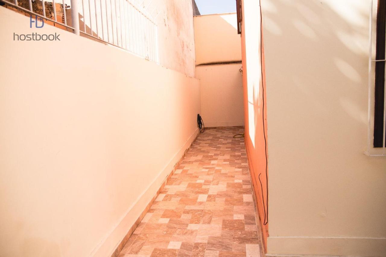 Casa A 400 M Da Praia Do Centro - Wifi 200Mb - Garagem - Tv 500 Canais - 2 Quartos - Cozinha Equipada - Churrasqueira Villa Rio das Ostras Bagian luar foto
